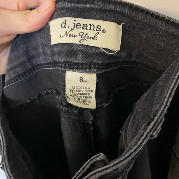 Black Jeans - Picture 2 of 3